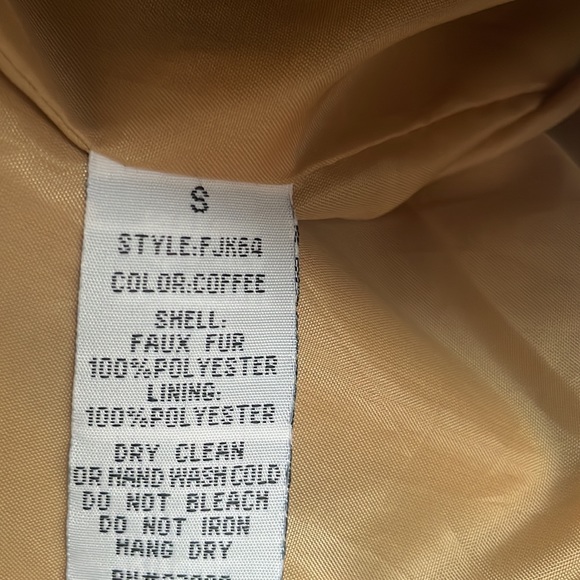 Caramel Faux Fur Jacket (US S) - Picture 6 of 7